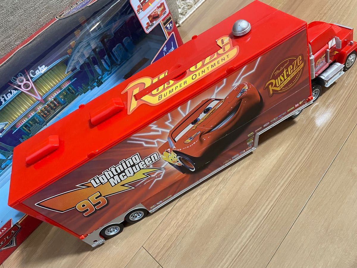 新品 初代マックトレーラー＆カーズ ミニカー15台セット ディズニー