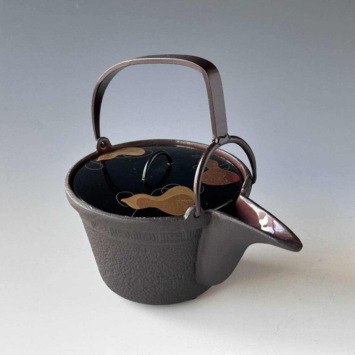 銚子 文映 共箱 瓢蒔絵 塗蓋付 替蓋付 瓢箪蒔絵 鉄製 酒次 酒器 k3388