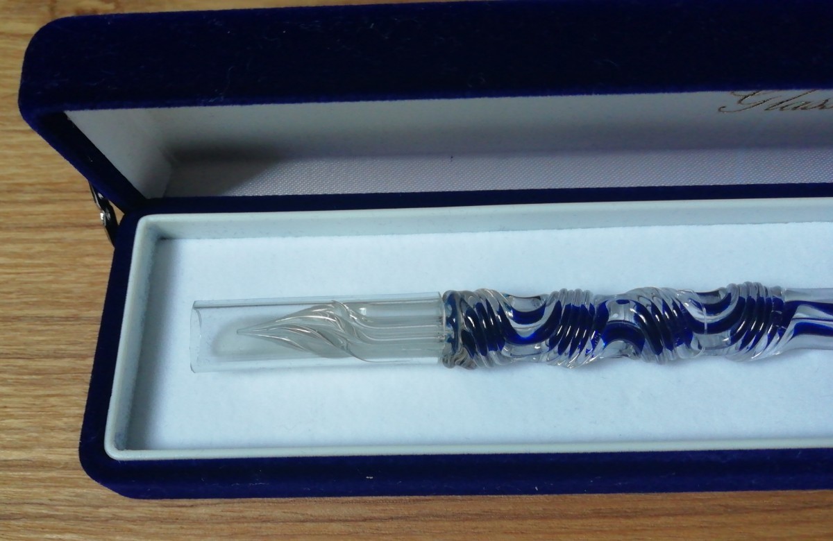 新品未使用品 佐瀬工業所 ひねりガラスペン ソフト 透明2層 紺 手