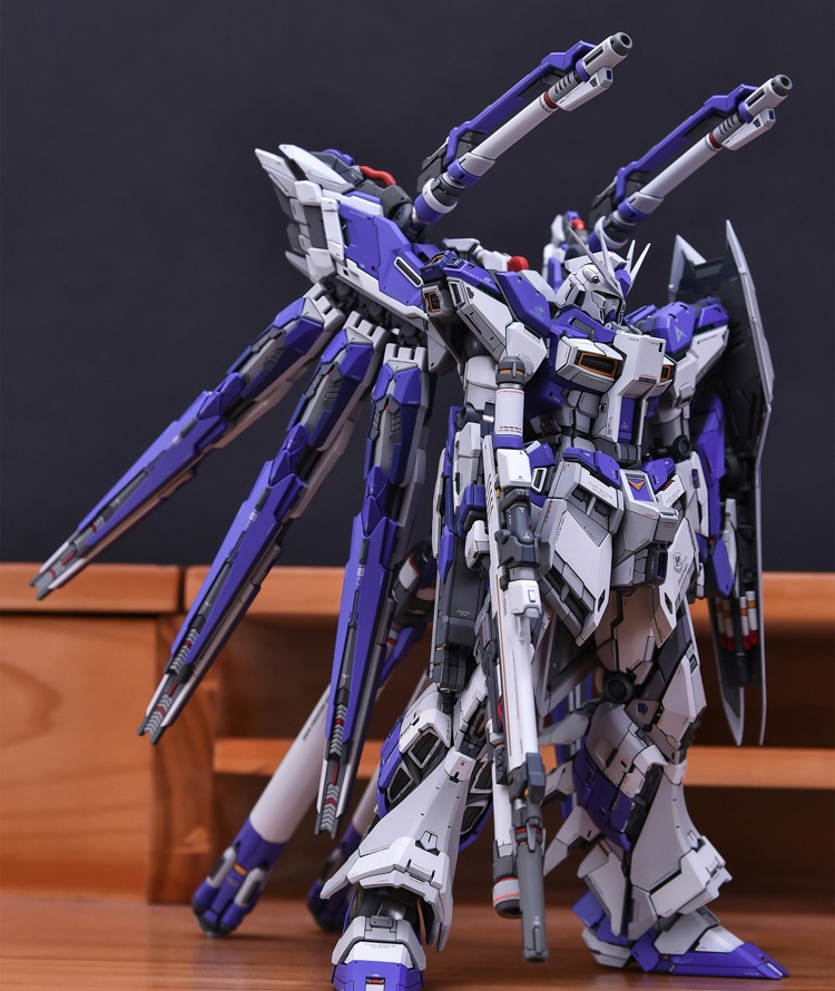 MG 1:100 νガンダム＆Hi-νガンダム改造パーツ MG 1/100 RX-93-v2