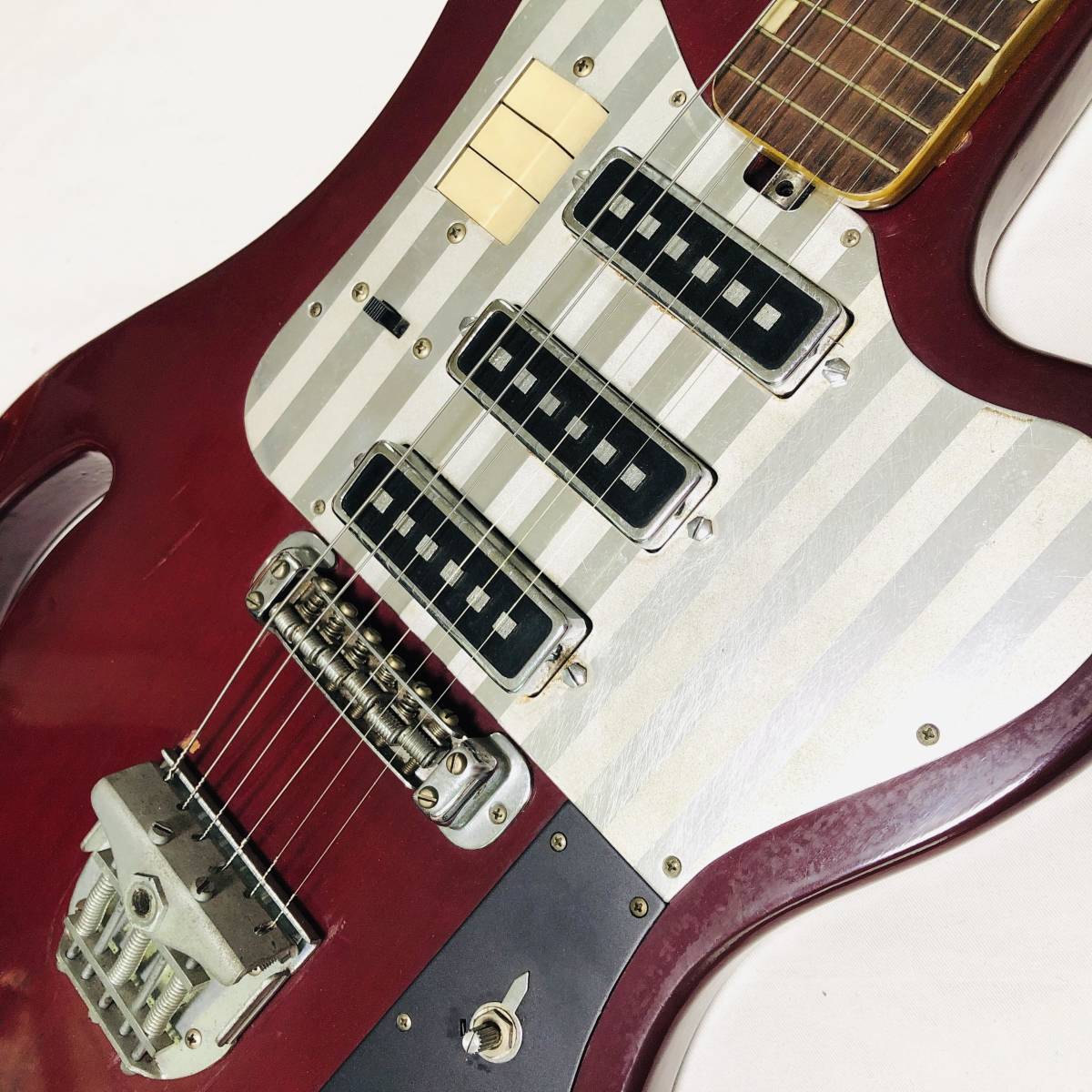 テスコ TG-64 レッド エレキギター 3ピックアップ テスコ TG-64 レッド