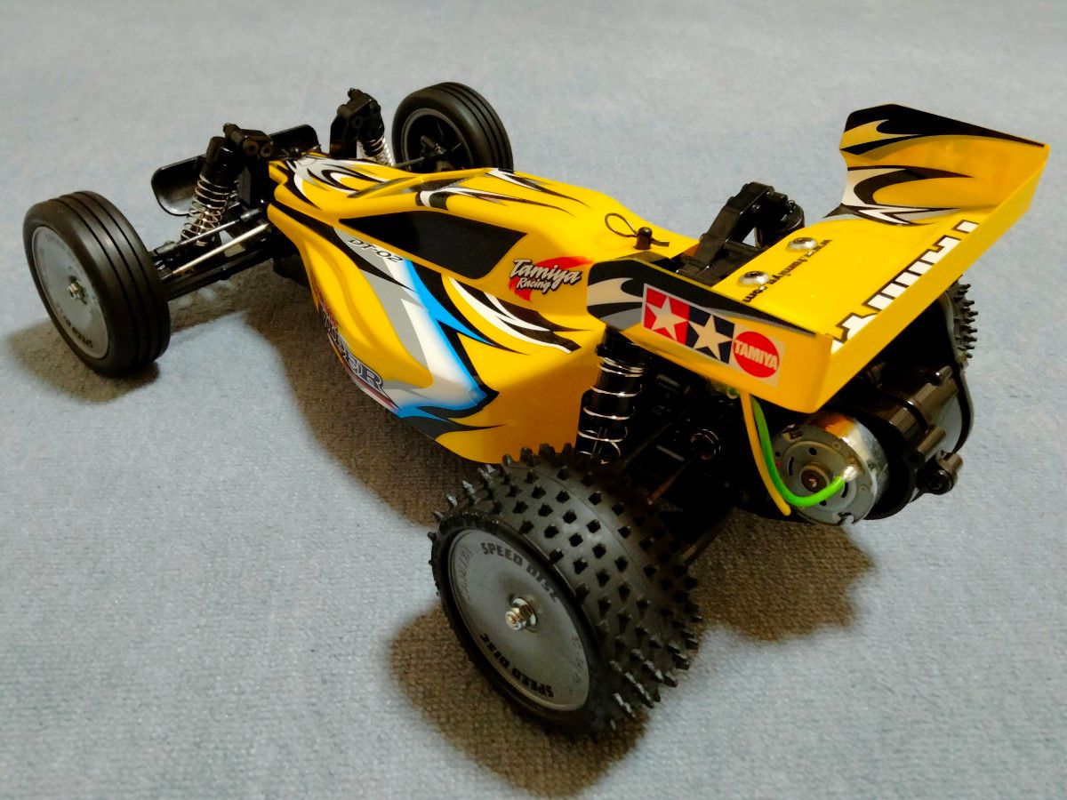 DT 02 サンドバイパー タミヤ新品塗装済ボディ 白赤青 DT 02 サンド