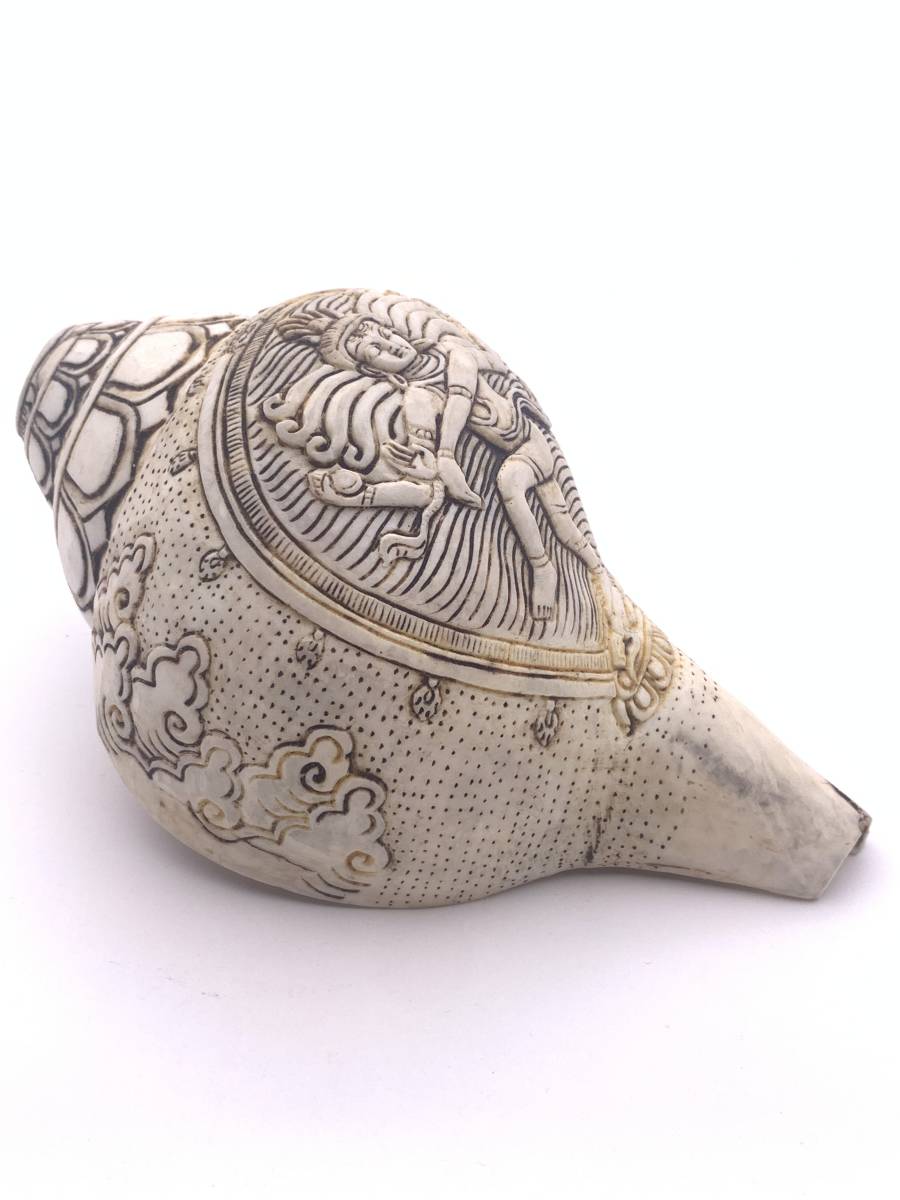 ◇チベット密教法具 法螺貝（シャンカ）ナタラージャ（ダンシングシヴァ）