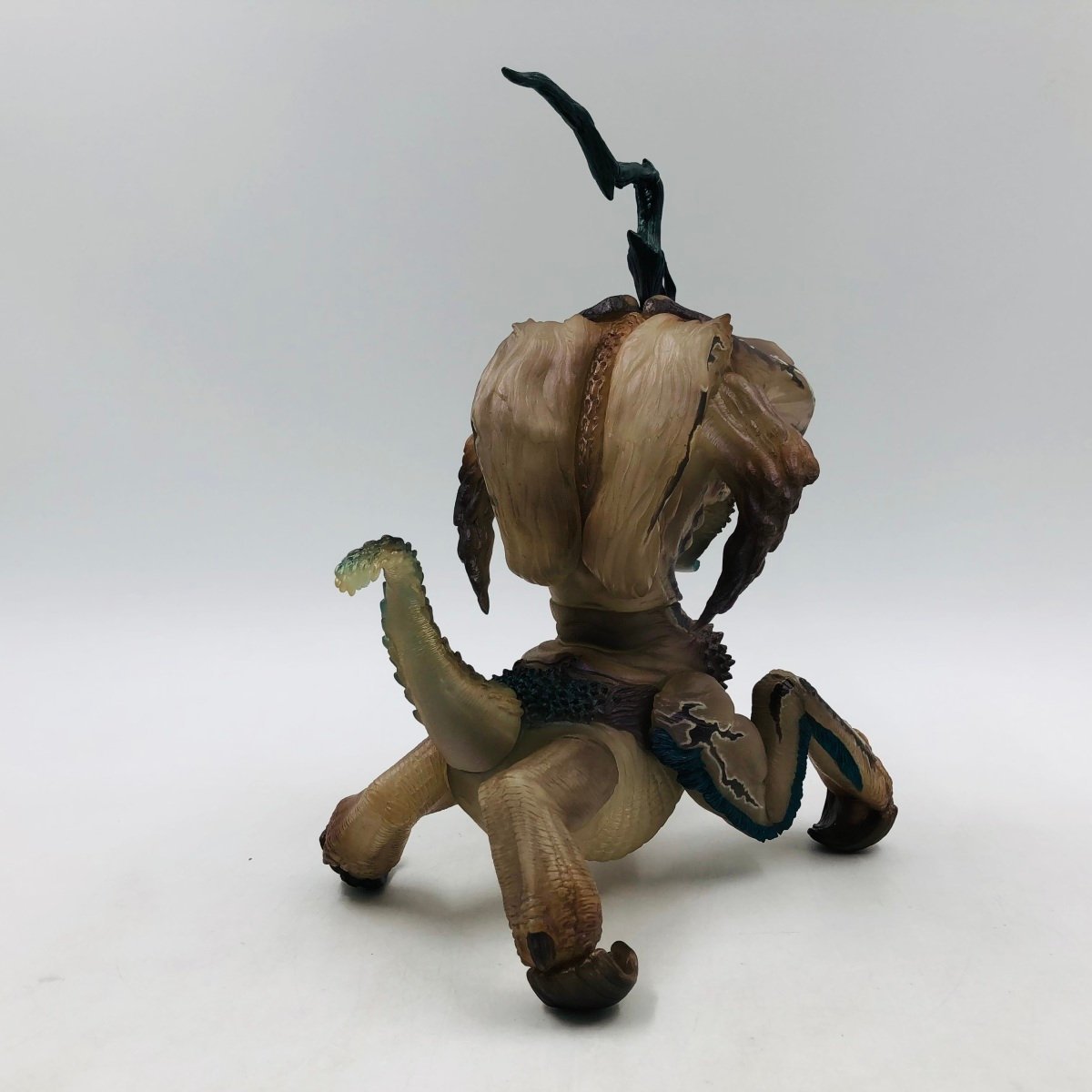 マカラガ フィギュア タオの月 【公式通販】