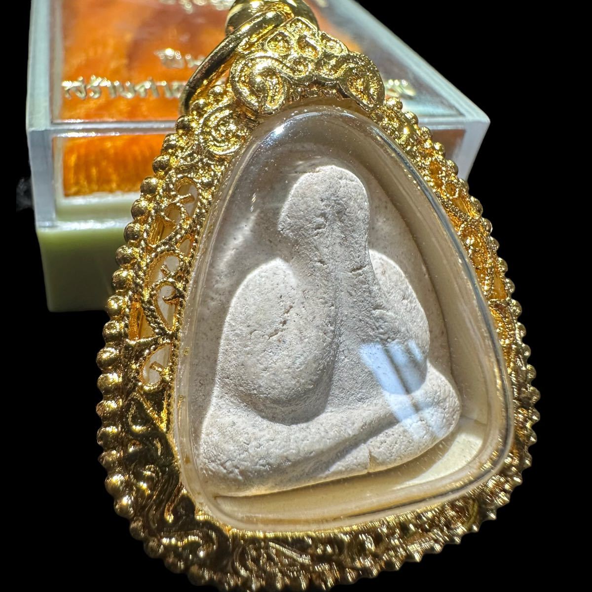 古の魔法お守りプラクルールアンプースークA 寺院蔵100年以上プラクルアン