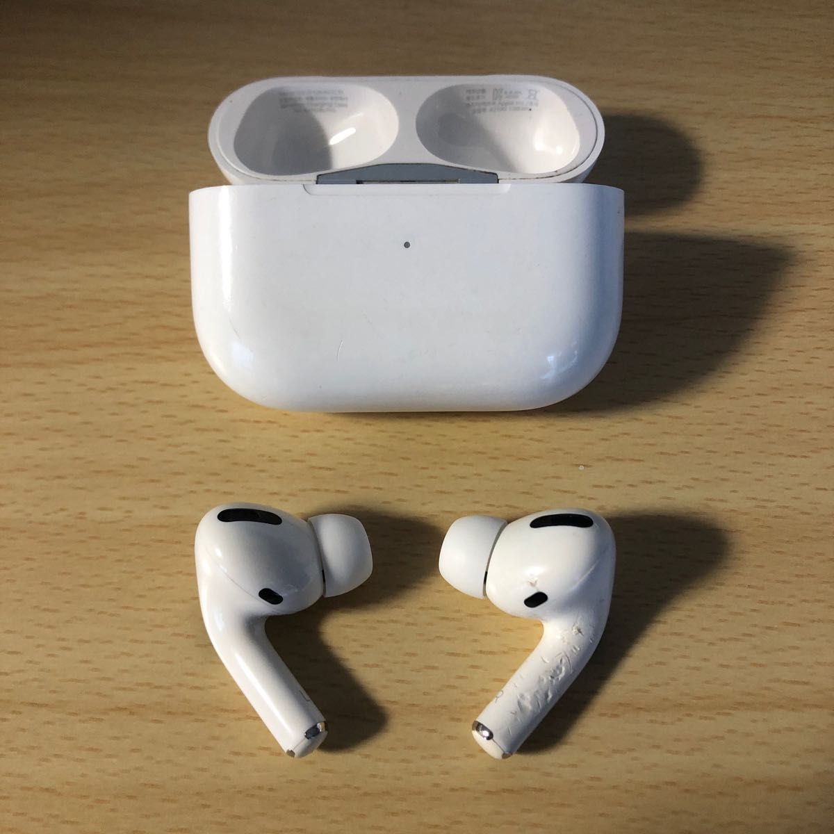 AirPods 第一世代 9000円