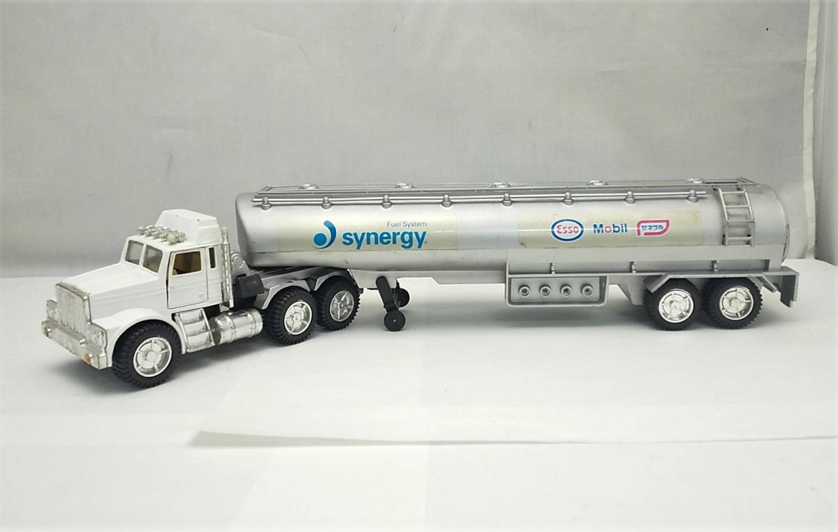 非売品 Esso 大型タンクローリー ミニチュア 非売品 Esso 大型