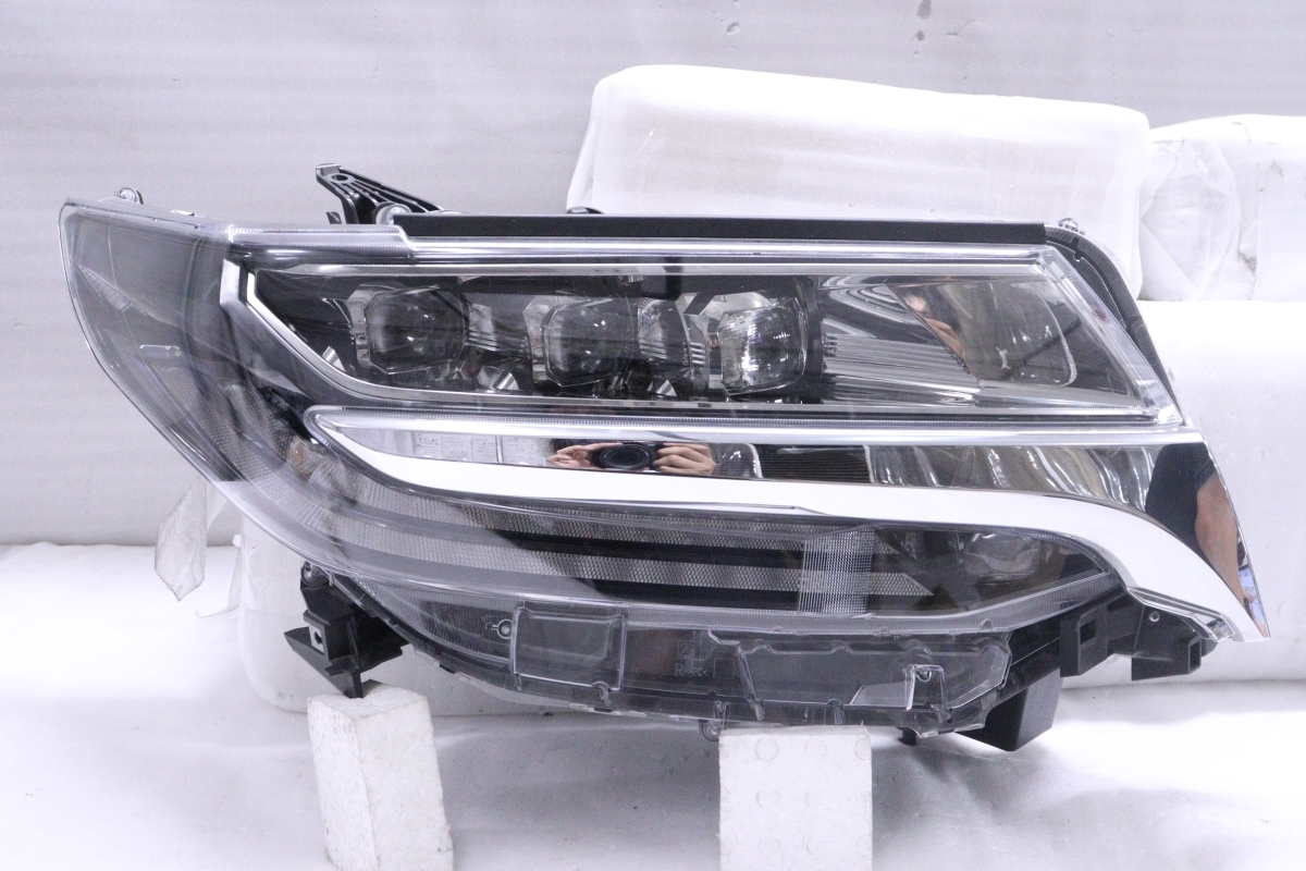 美品 AGH30W 後期 アルファード 右LEDライトユニット イチコー58-89