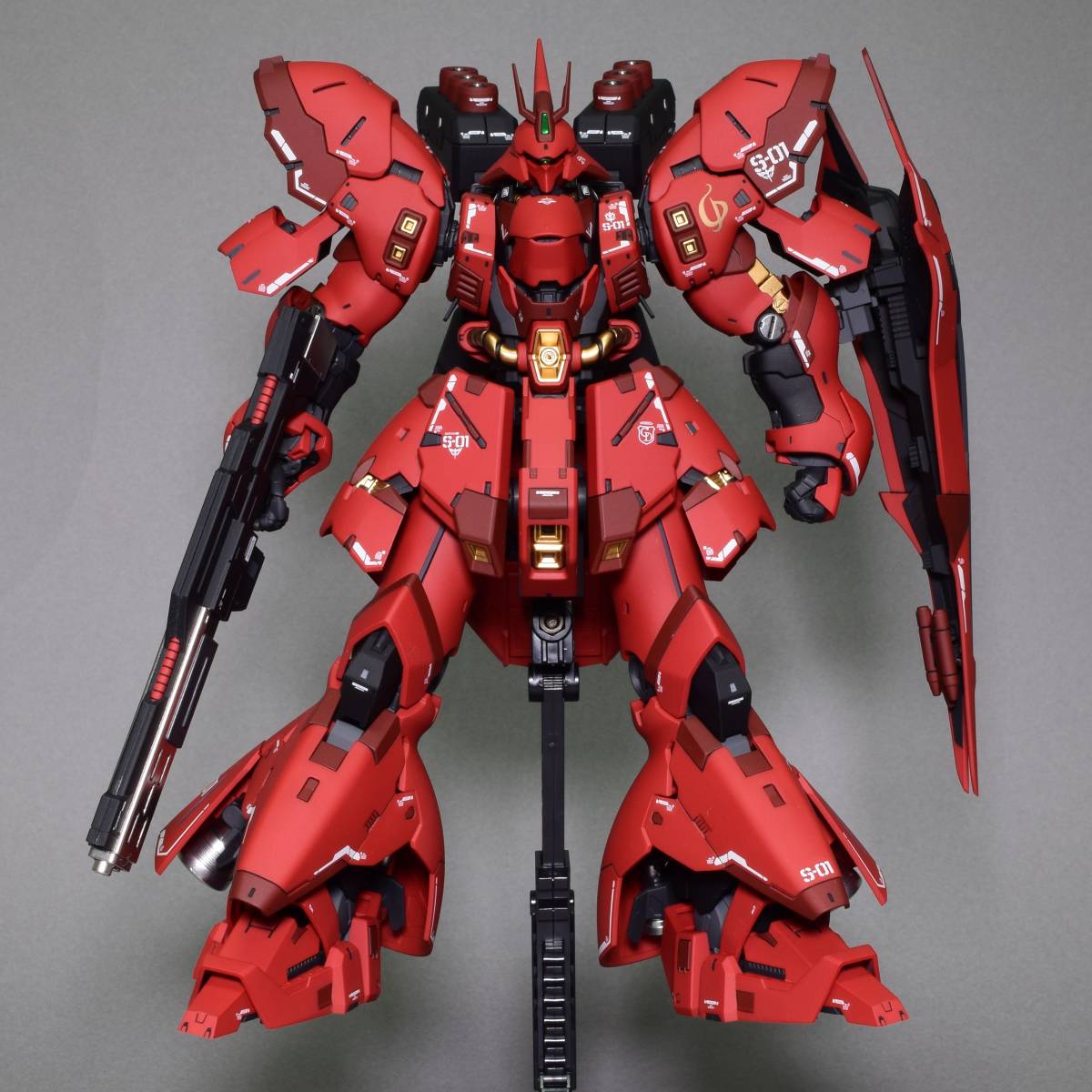 RG サザビー 塗装済完成品 ガンプラ 塗装済完成品 RGサザビー 【公式通販】