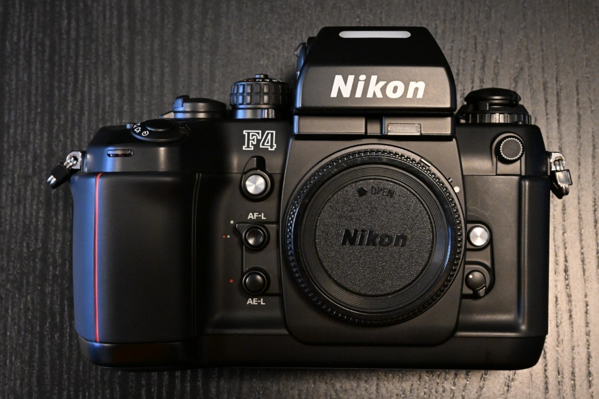 Nikon ニコン F4 ボディ AF一眼レフ フィルムカメラ(ニコン)｜売買され