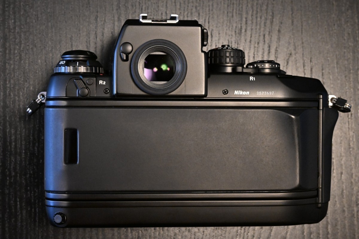 Yahoo!オークション - 美品 ニコン Nikon F4 最終ロット257万台 G・ジ