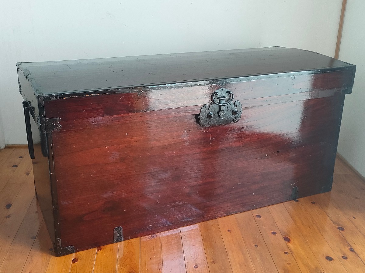 長持ち 箪笥 木箱 ツヤあり 明治 大正 アンティーク 古家具 古民具