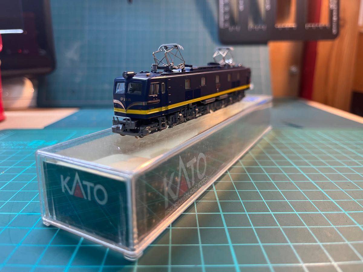 国鉄 EF58 18号機試験塗装