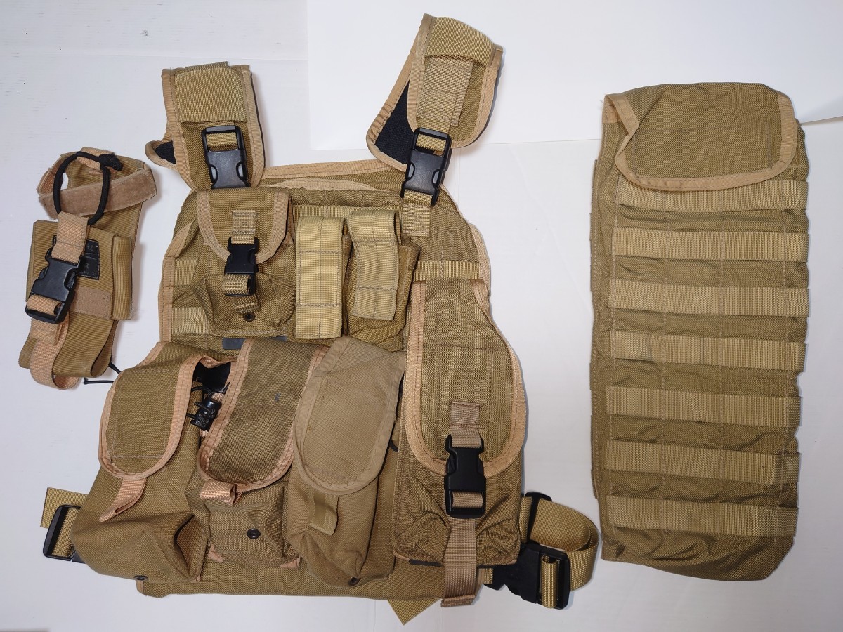 HK416 マガジン デザート迷彩防弾チョッキ