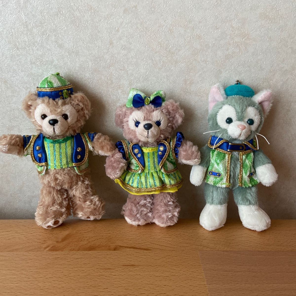 ダッフィー シェリーメイ ジェラトーニ ぬいぐるみバッチ