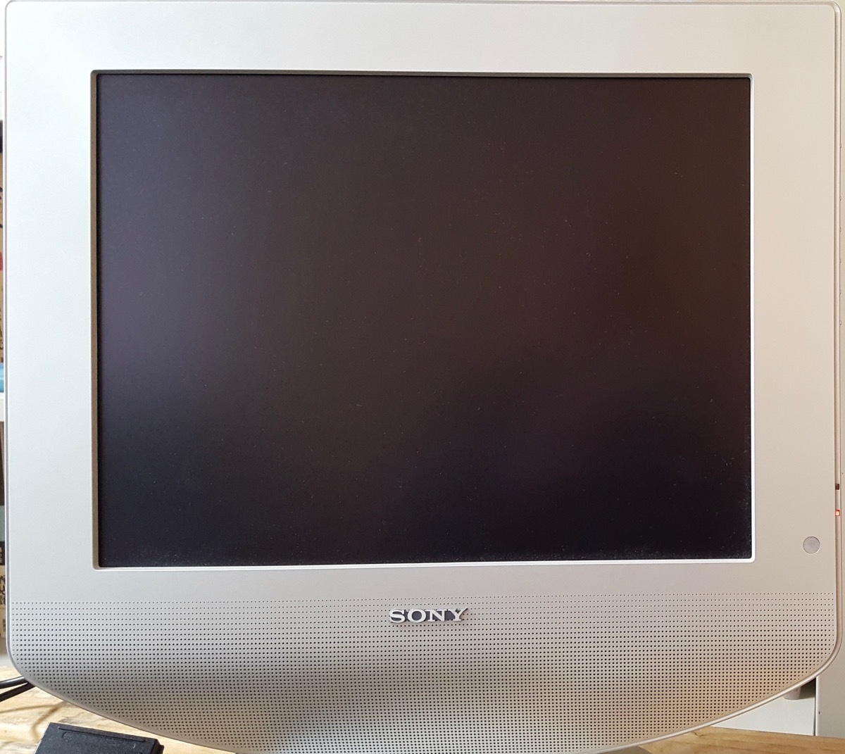 貴重 超美品 SONY WEGA RGB21 AVマルチ KLV-23HR2 液晶 レトロゲーム
