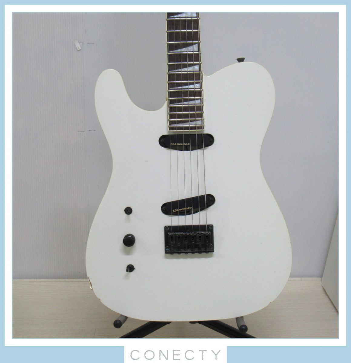 フェルナンデスレフティギター