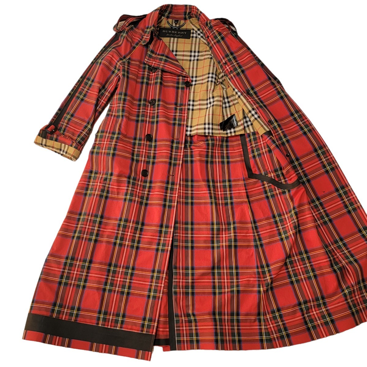 試着のみ】イタリア製 バーバリー BURBERRY タータンチェック