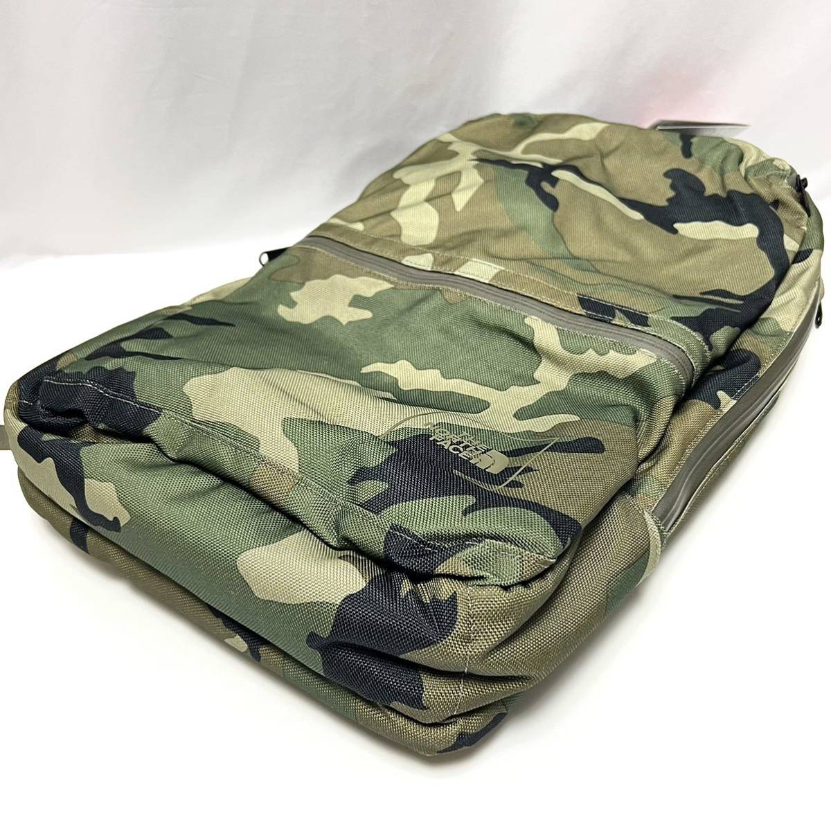 新品 廃盤色 ノースフェイス SHUTTLE DAYPACK シャトルデイパック 迷彩