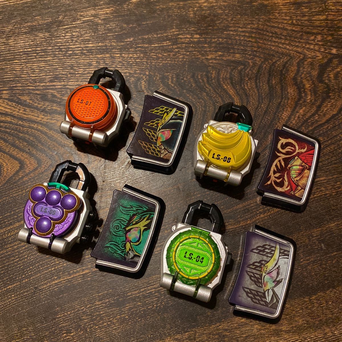 仮面ライダー鎧武オレンジフェイスプレート&ロックシード