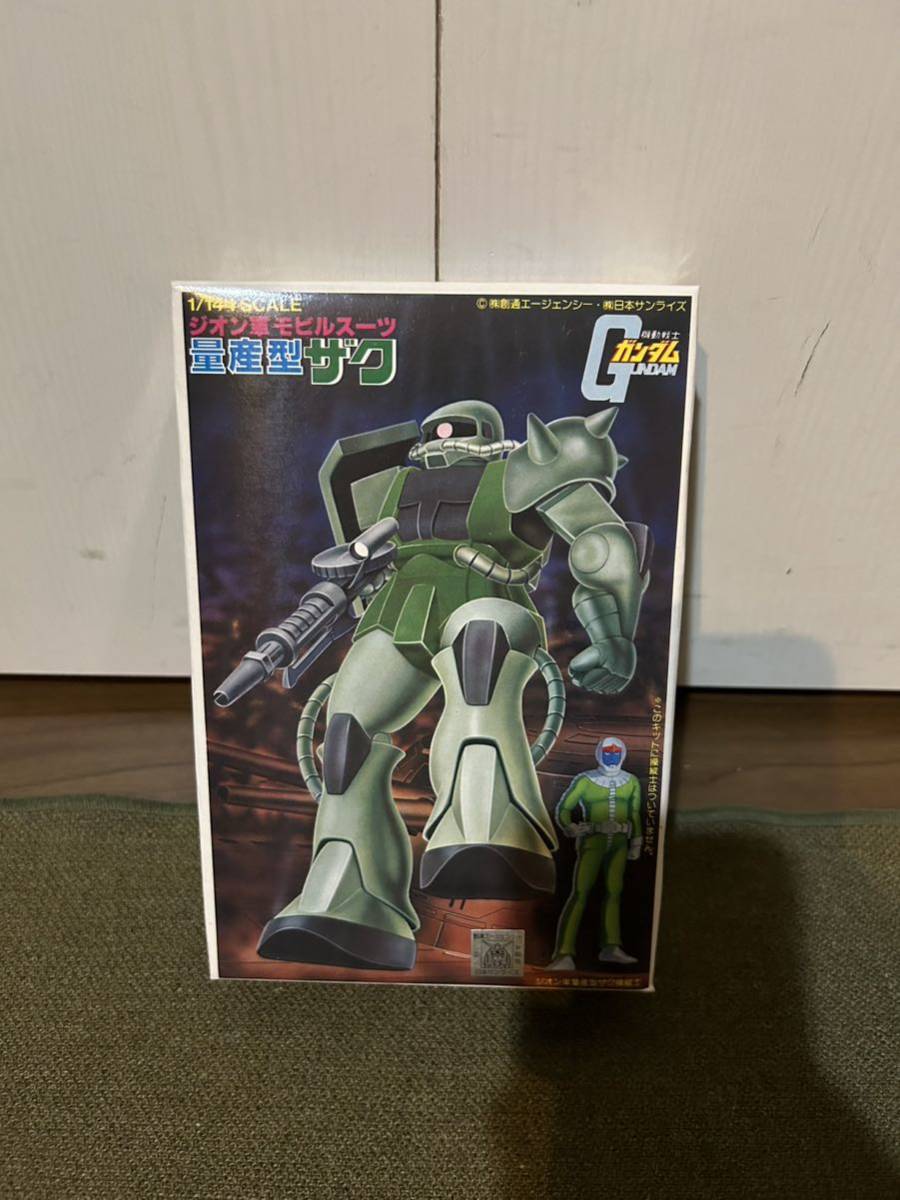 1/144】バンダイ 量産型ザク 【説明書2枚】 未使用品 ガンダム 旧キット