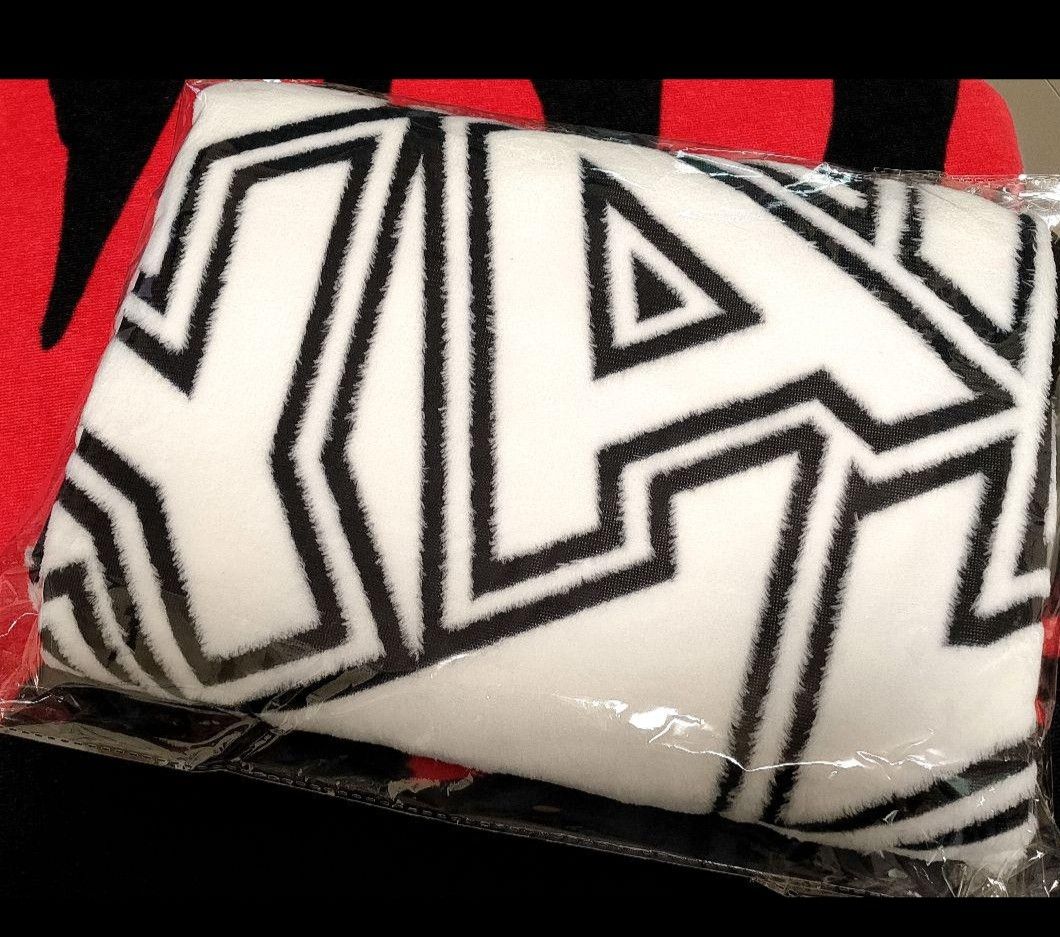 新登場の大判フランネルブランケット【未開封品】 矢沢永吉タオル