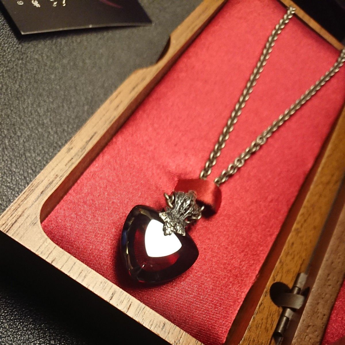 公式グッズ】 凛のペンダント Fate/stay night