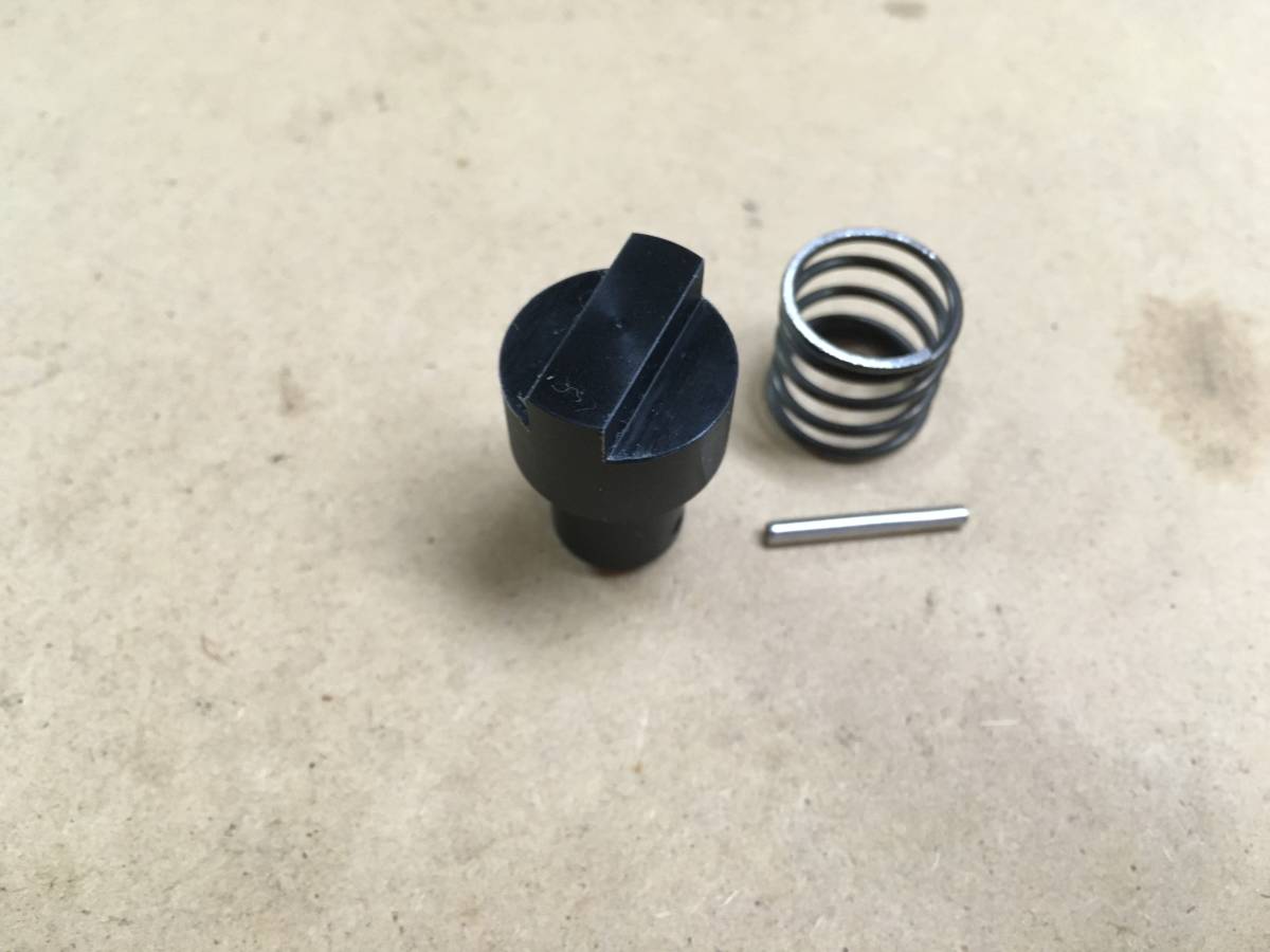 ホーク用 タンクカバー タンクリッドピン（CB400T CB250T CB400N