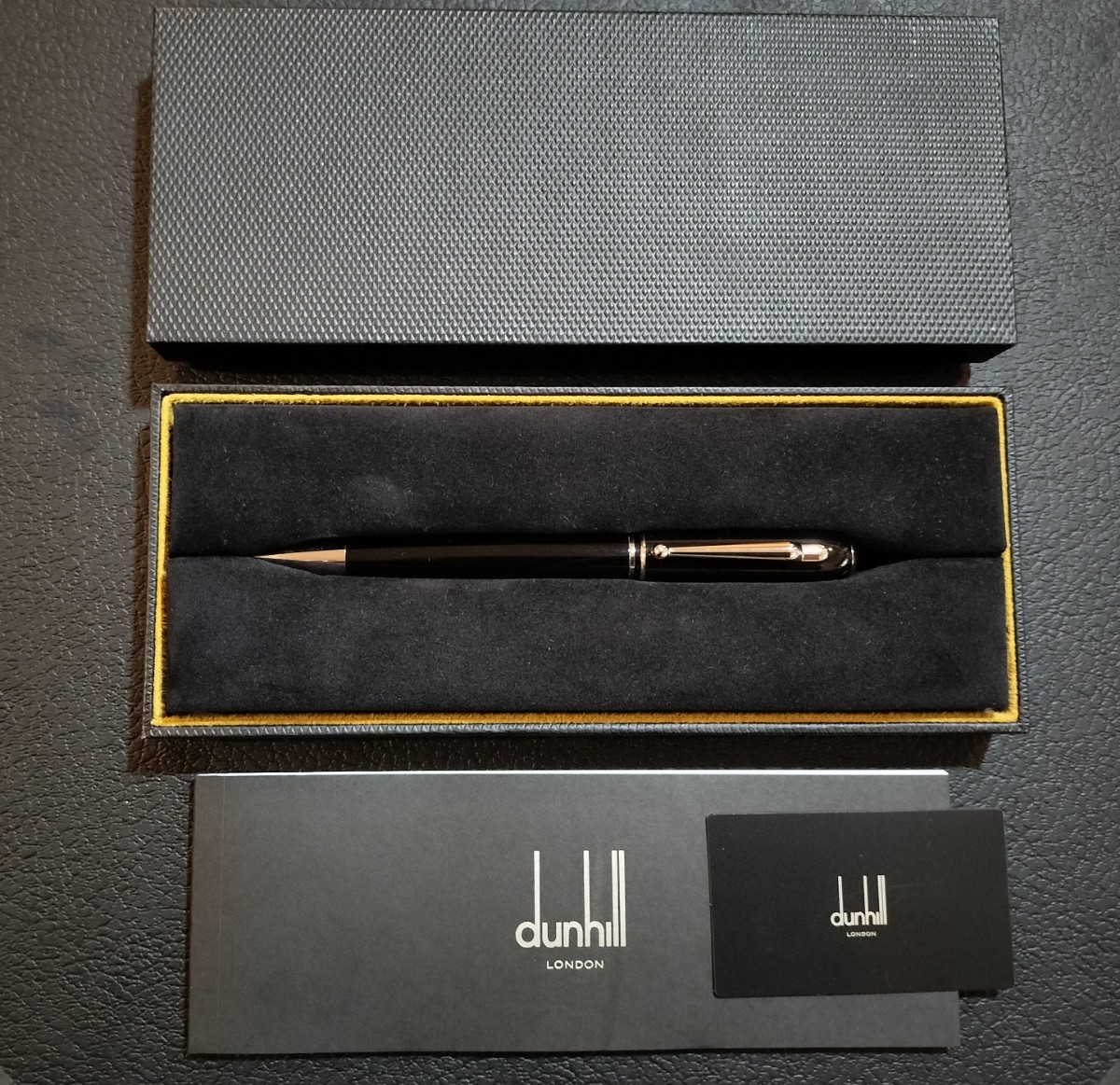 dunhill ボールペン 黒 専用ケース付き 【公式通販】
