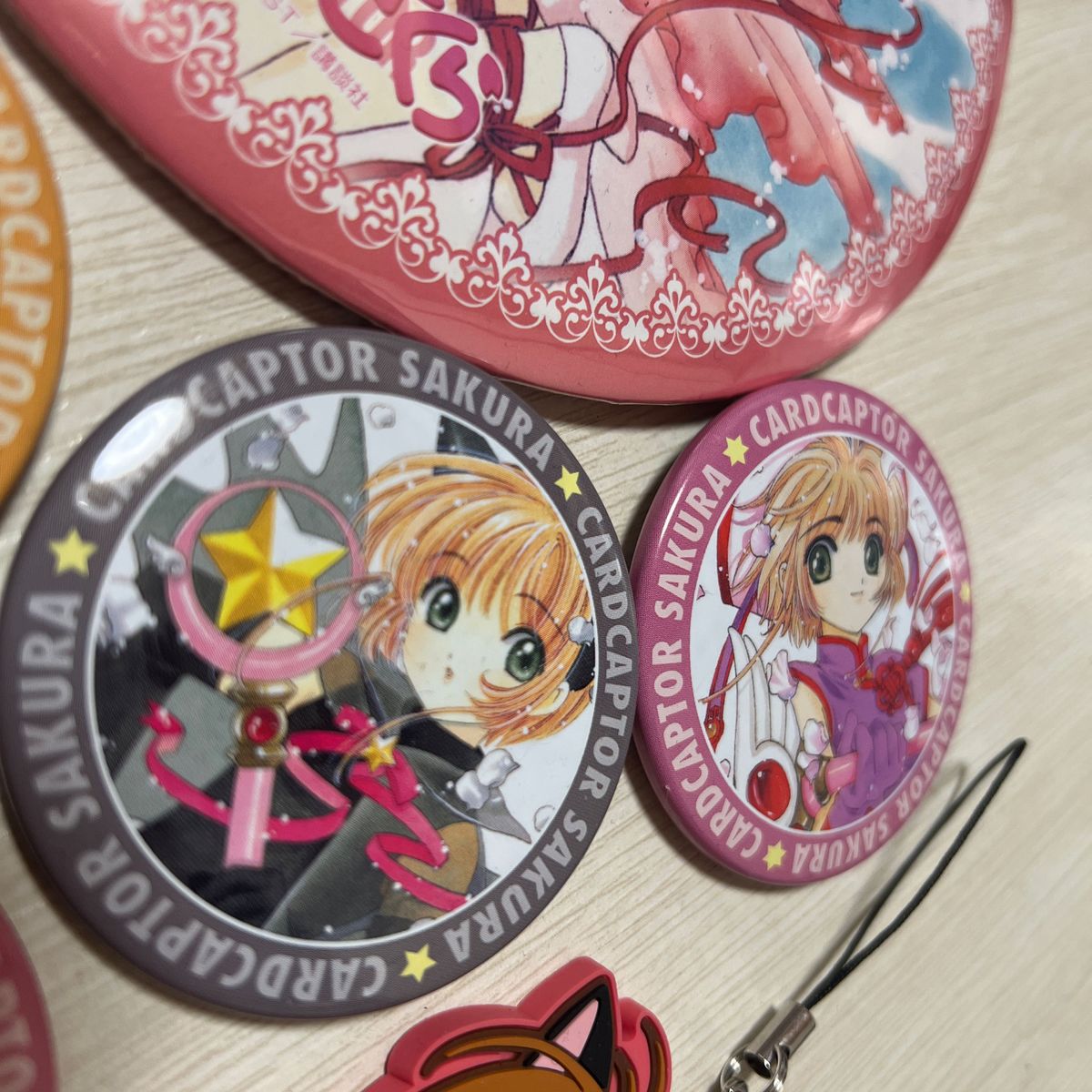 匿名配送】カードキャプターさくら さくらフェスティバル2000 缶バッジ