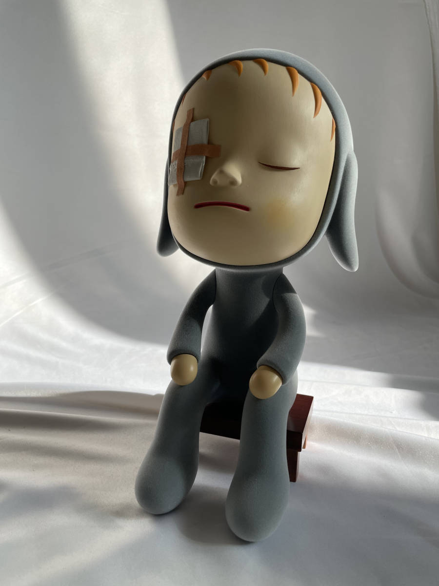 奈良美智 Yoshitomo Nara Mini Thinker 28CM 奈良美智 Yoshitomo Nara