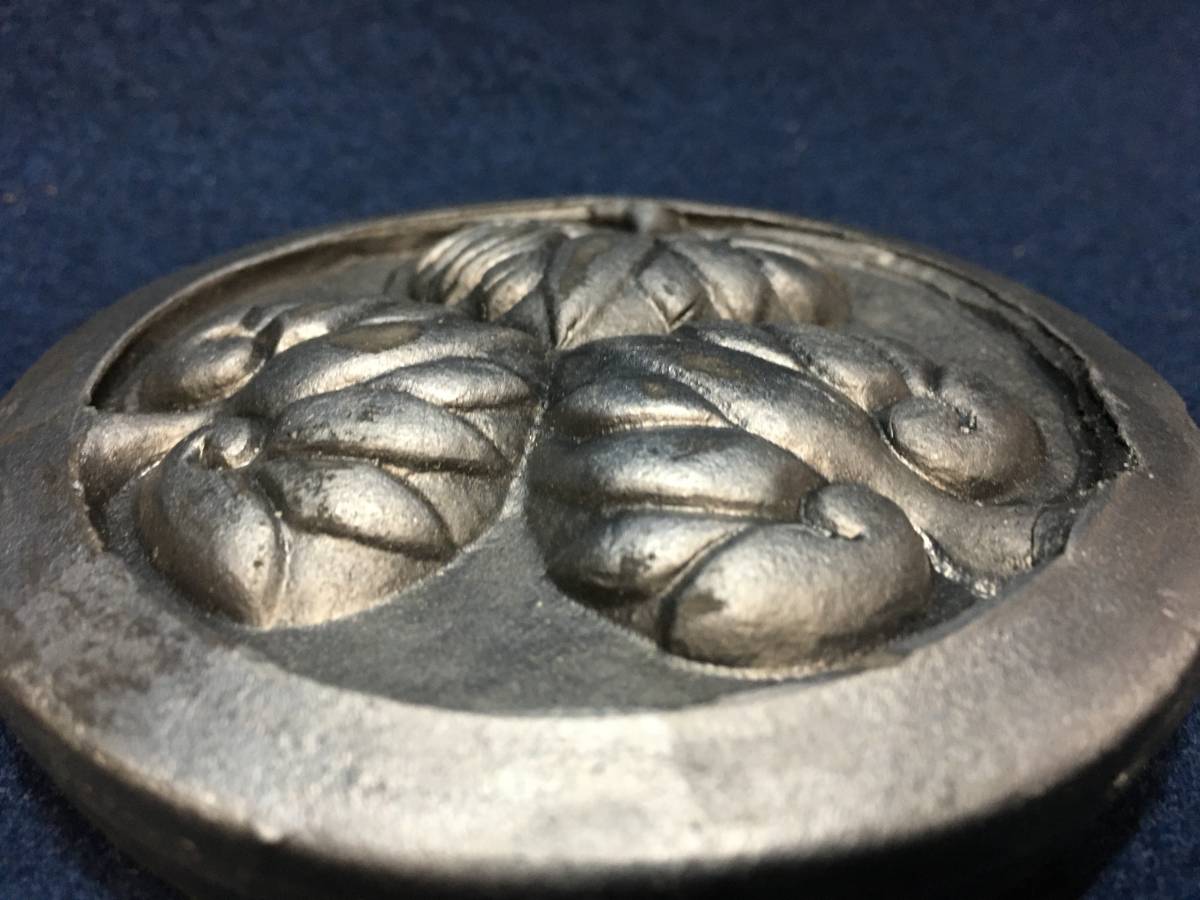 三つ葉葵紋 丸瓦 三つ葉葵紋 丸瓦 鍔：三葉葵紋透