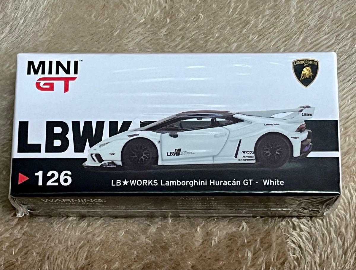 MINIGT LBWK ランボルギーニ ウラカンロッソマーズトイザらス