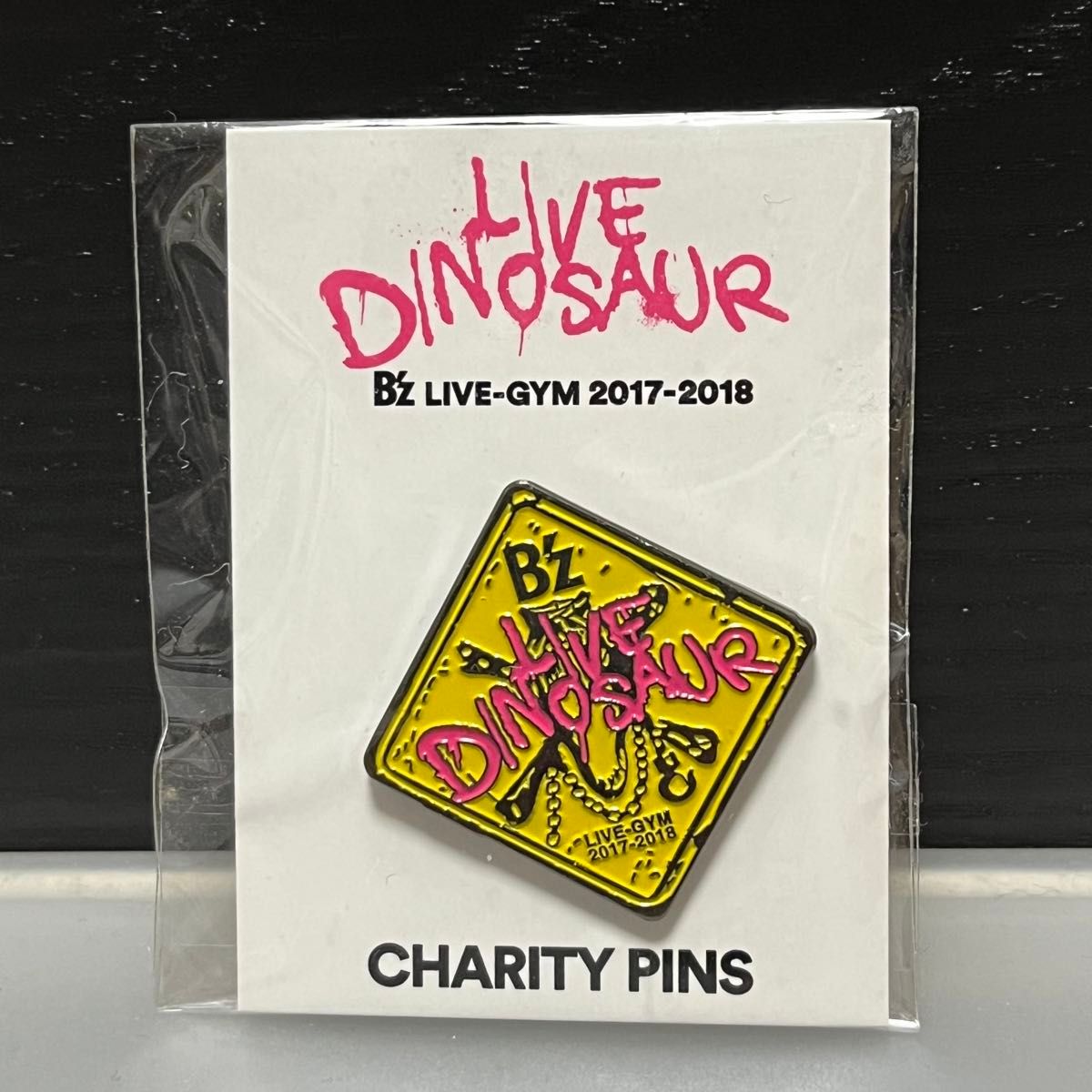 B'z LIVE DINOSAUR 会場限定 直筆サイン色紙！！ ライブグッズ ビーズ