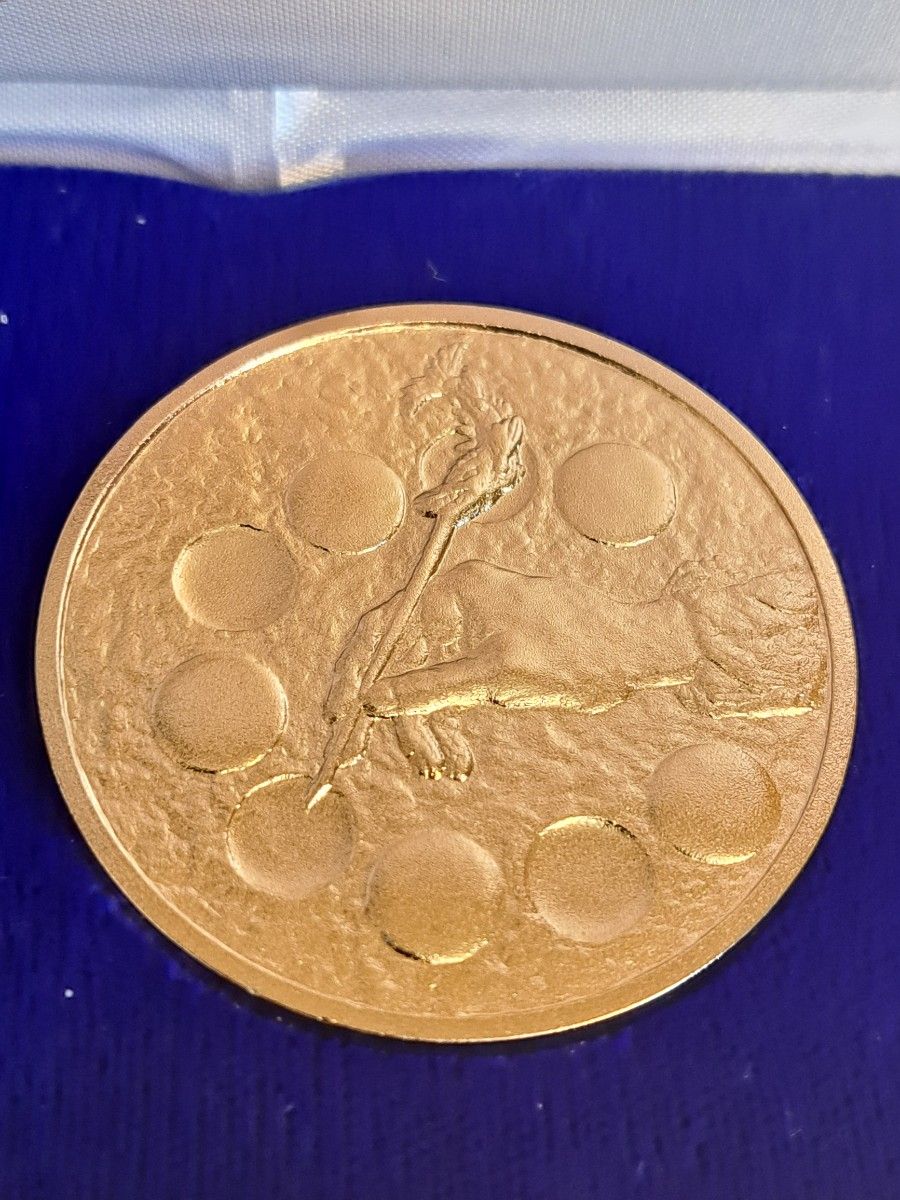 1989年世界デザイン博覧会記念メダル 文鎮｜Yahoo!フリマ（旧PayPay