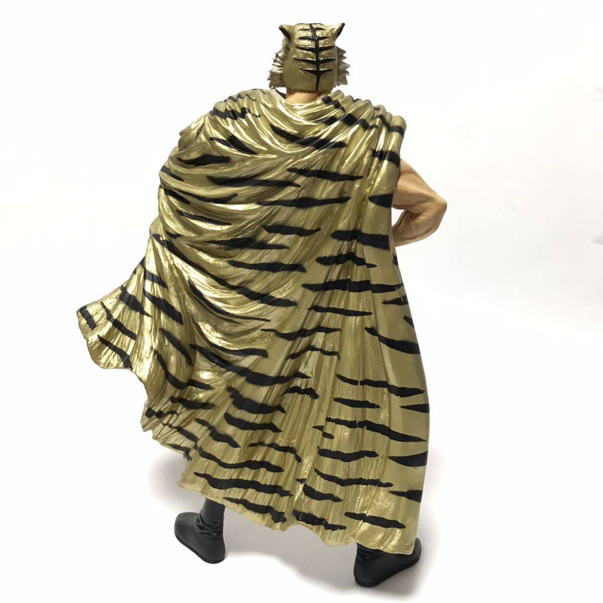 Yahoo!オークション - dive 圧倒造形 タイガーマスク リアルフィギュア