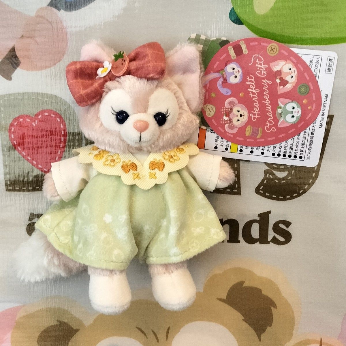 ダッフィー ハートフェルトストロベリーギフトぬいぐるみ&ショルダー