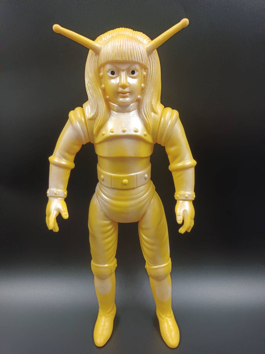 マグマ大使ソフビ Amazon.co.jp: オレンジ 怪獣シリーズ マグマ大使