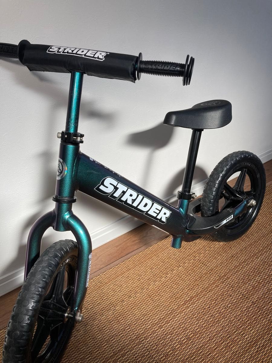 STRIDER Pro ストライダー プロ 12インチ メタリックアクア