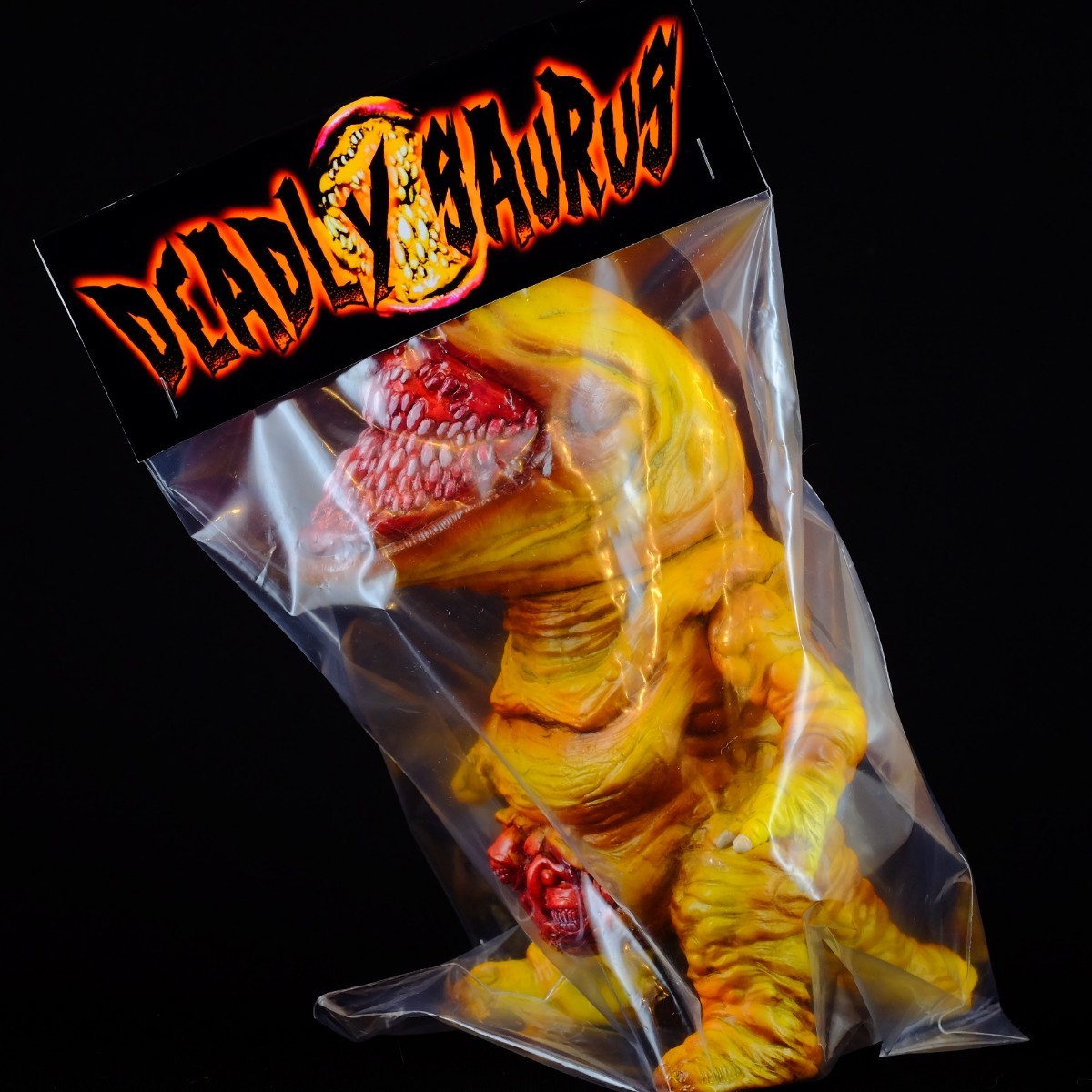 Yahoo!オークション - 暗黒エンターテイメント 『デッドリー ザウルス