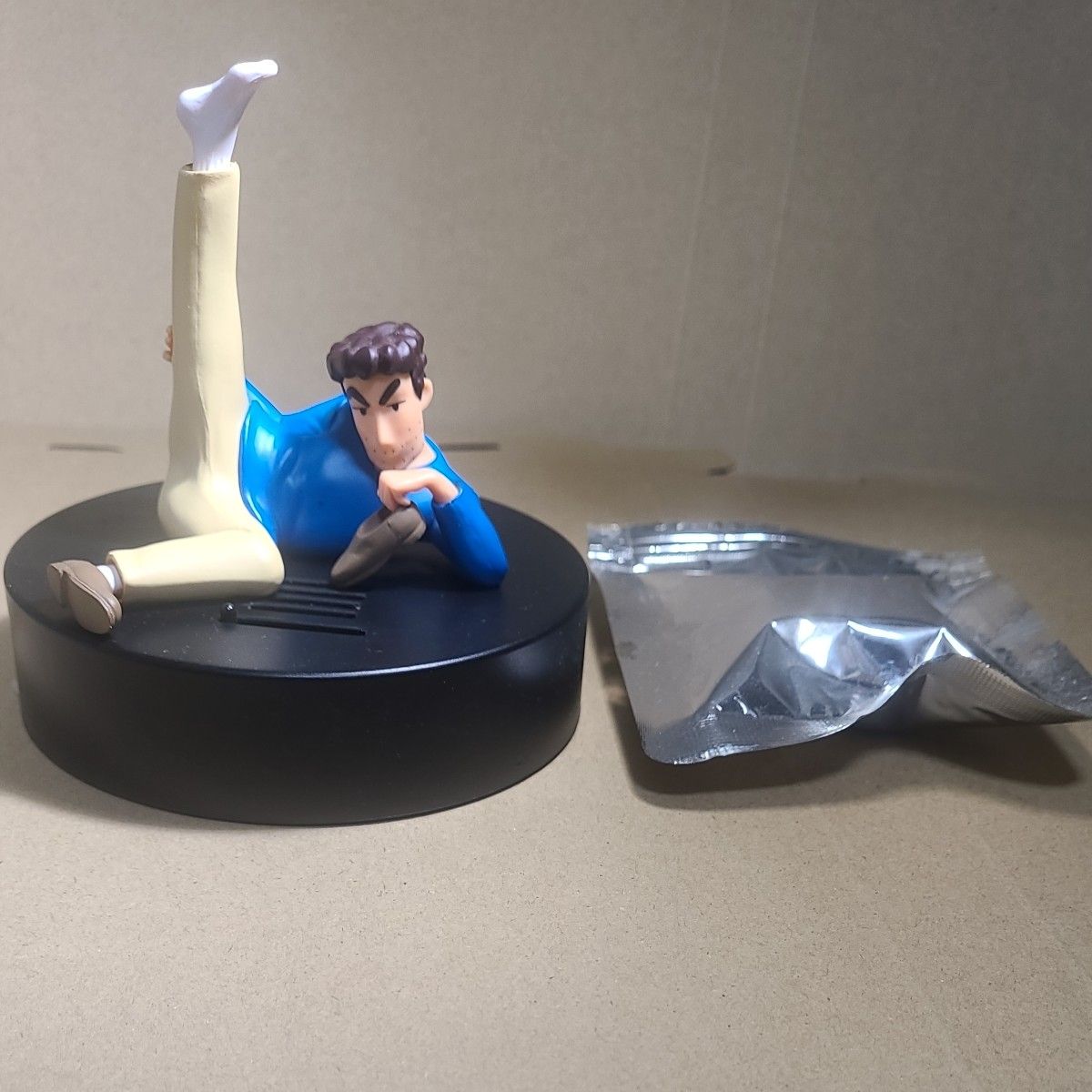 箱無し】日本一足が臭いサラリーマン「野原ひろし」｜Yahoo!フリマ（旧