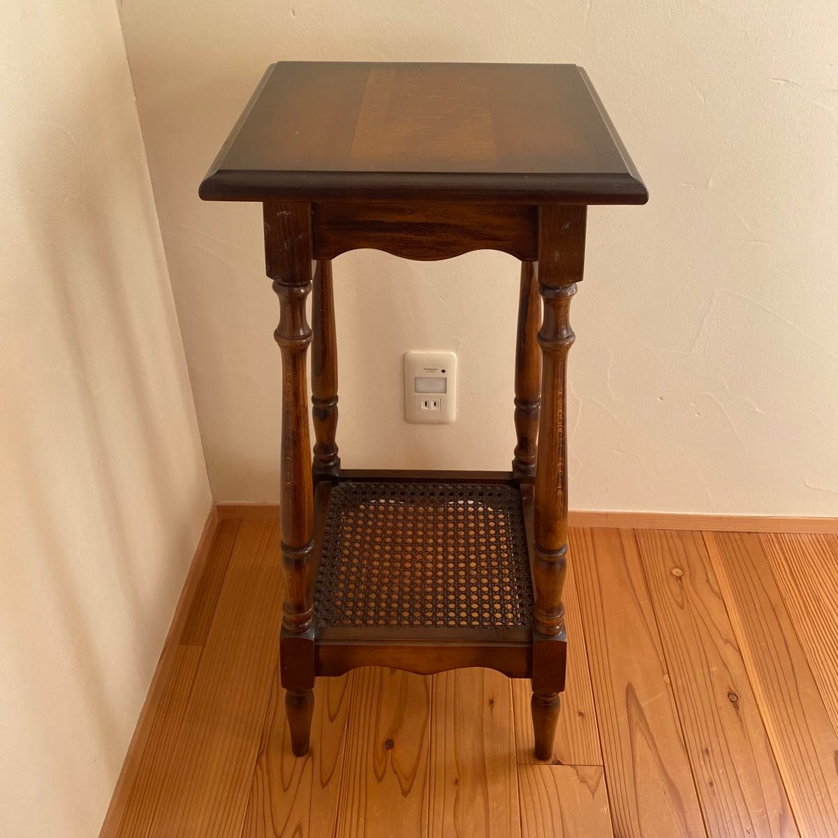 カリモク コロニアル 花台 電話台 サイドテーブル オールドカリモク