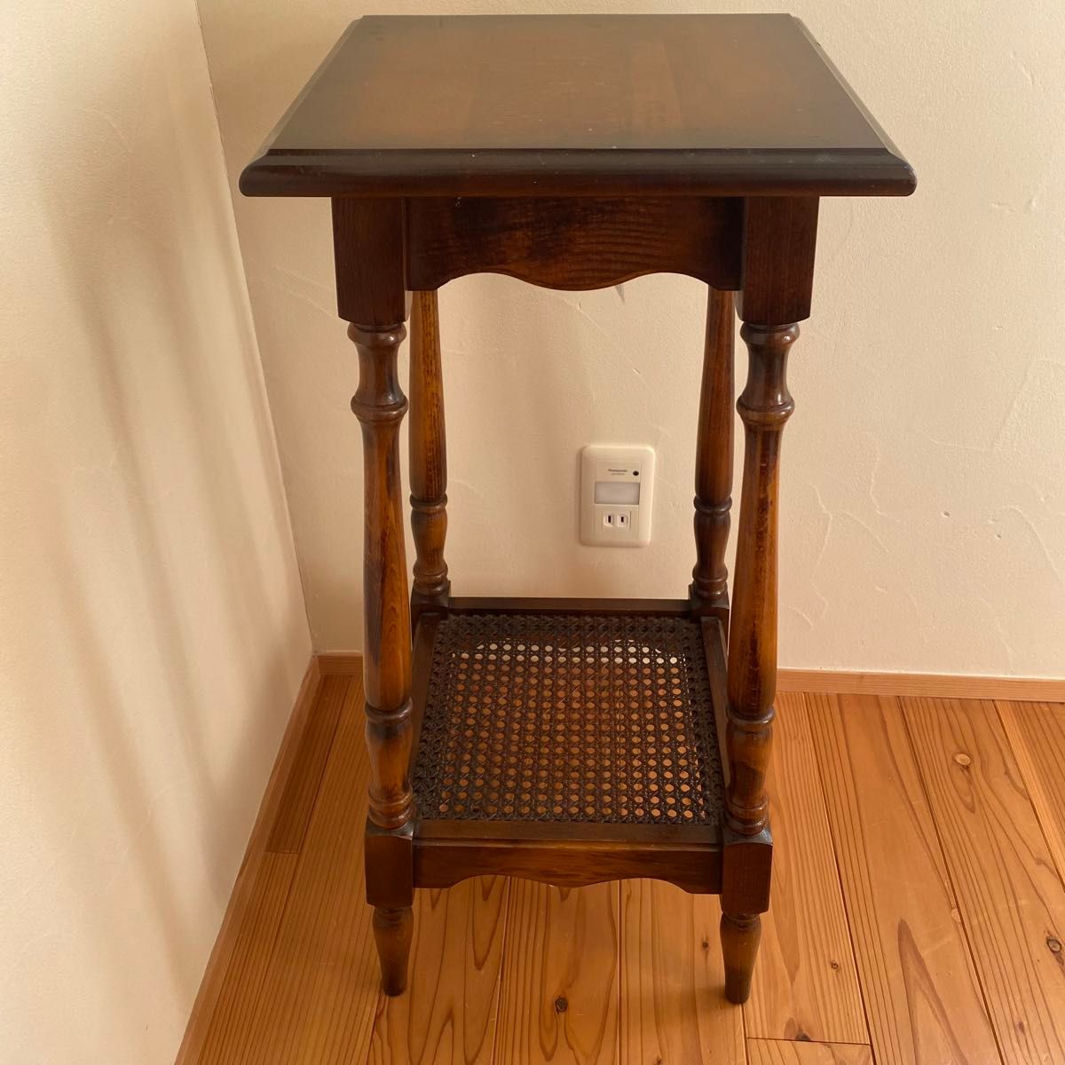 カリモク コロニアル 花台 電話台 サイドテーブル オールドカリモク