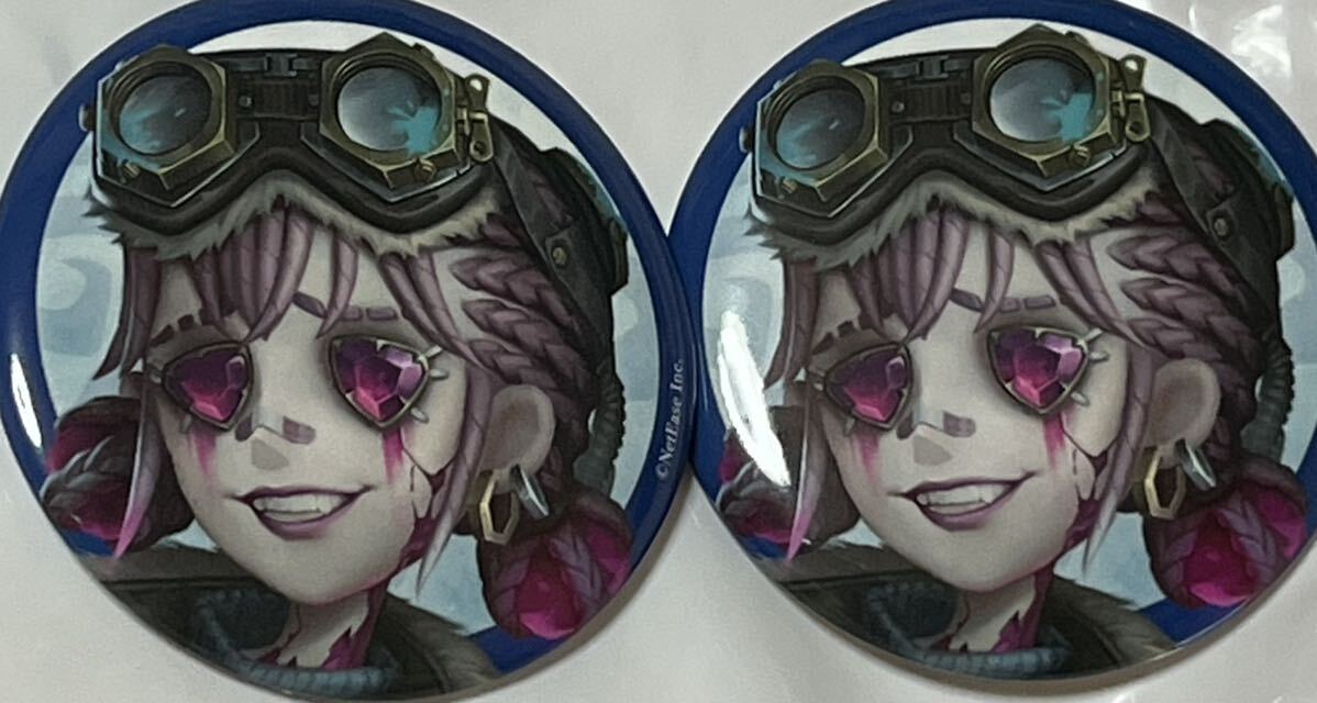 未開封】Identity V 真髄メモリアル第五人格サバイバー缶バッジ