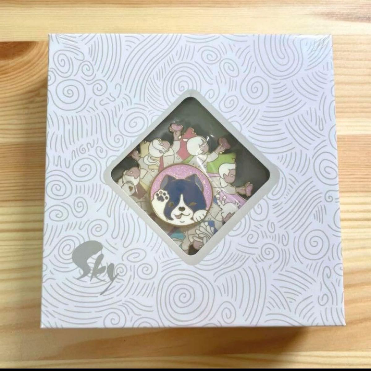 EE sky 星を紡ぐ子供たち 草原のひみつ オレオ ピンバッジ 新品 未開封