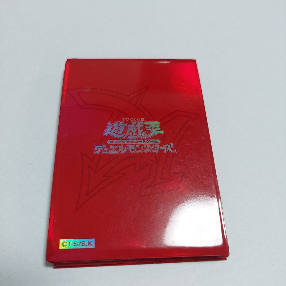 遊戯王 カードプロテクター オシリスレッド 33枚 希少 遊戯王 スリーブ