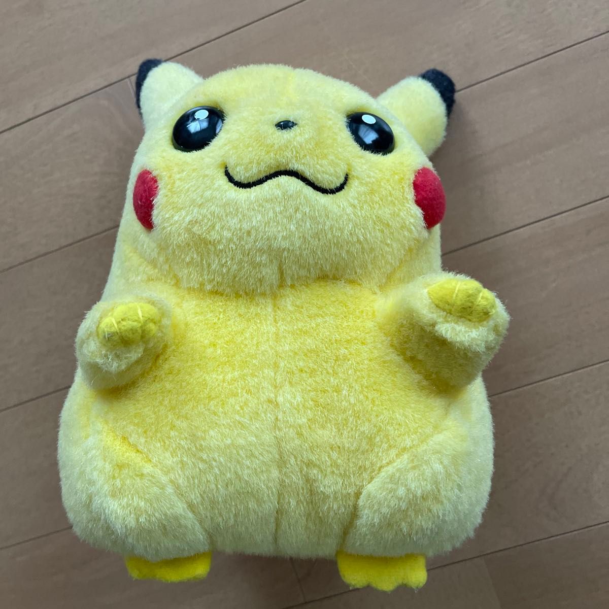 初期】ピカチュウおしゃべりぬいぐるみ