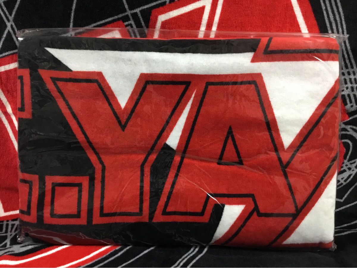 矢沢永吉 スペシャルビーチタオル(ロゴ星)ブラック/レッド・ホワイト