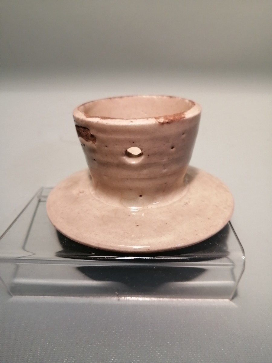 李朝 白磁餅型 李朝初期 韓国 朝鮮 李朝 高麗 餅 菓子 菓子