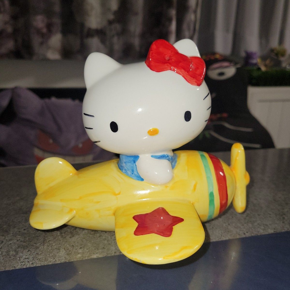 希少 サンリオ ハローキティ 置物 ジオラマ陶器貯金箱 レトロ レア